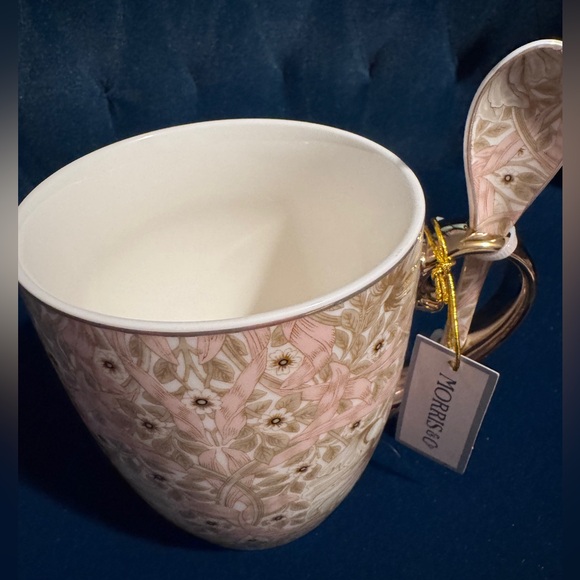 24oz. Morris & Co Pink Floral Mug with Spoon & Gold Accents Premium Porcelain - Picture 4 of 7